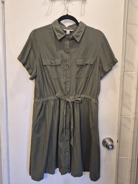 croft & barrow Dresses & Skirts - croft & barrow Olive Green Button-Front Utility Shirt Dress